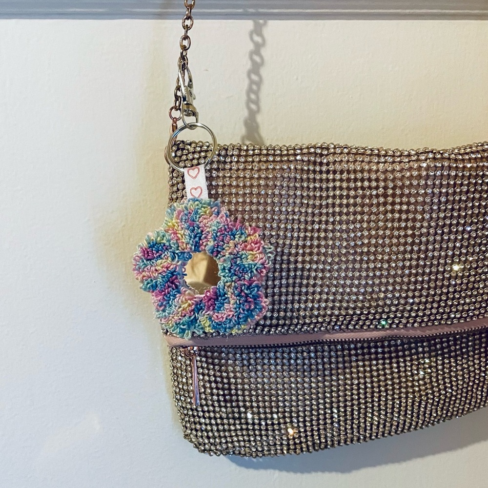 Florecita 🌸 MultiColor Keychain With Mirror